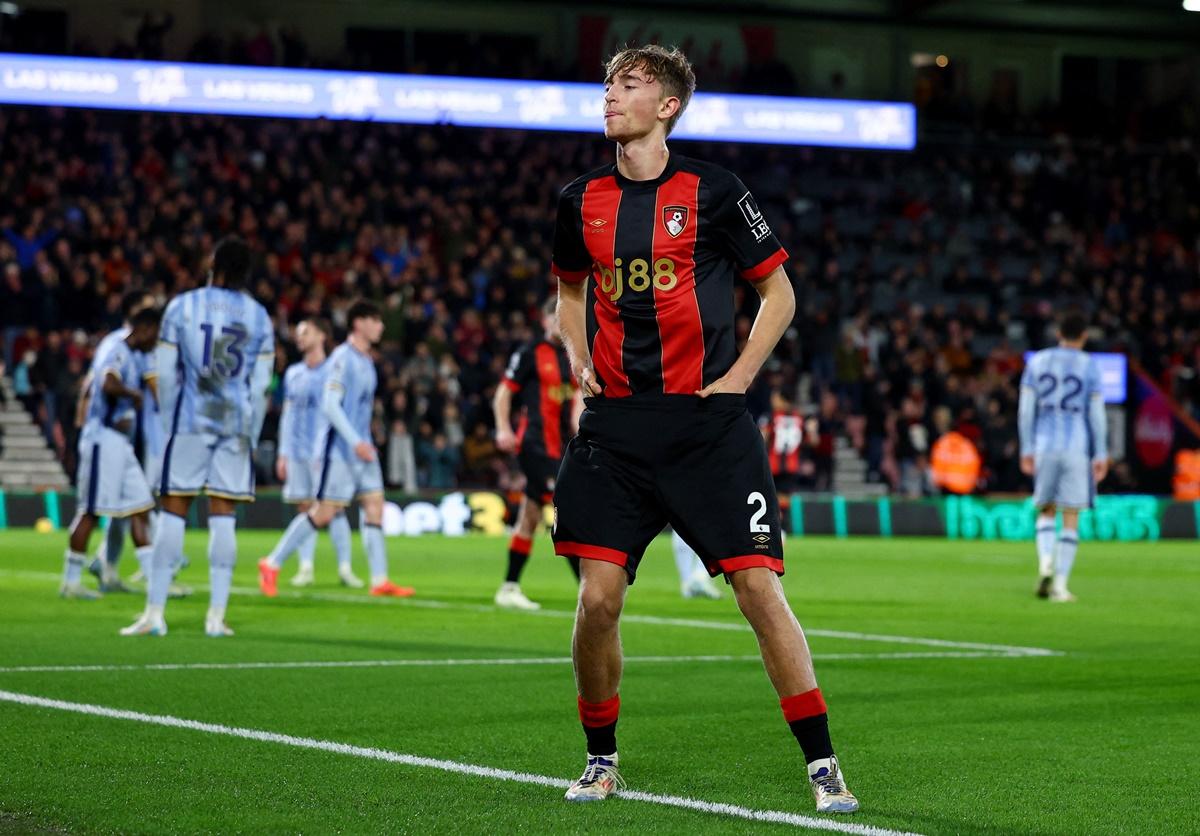 Dean Huijsen celebrates scoring