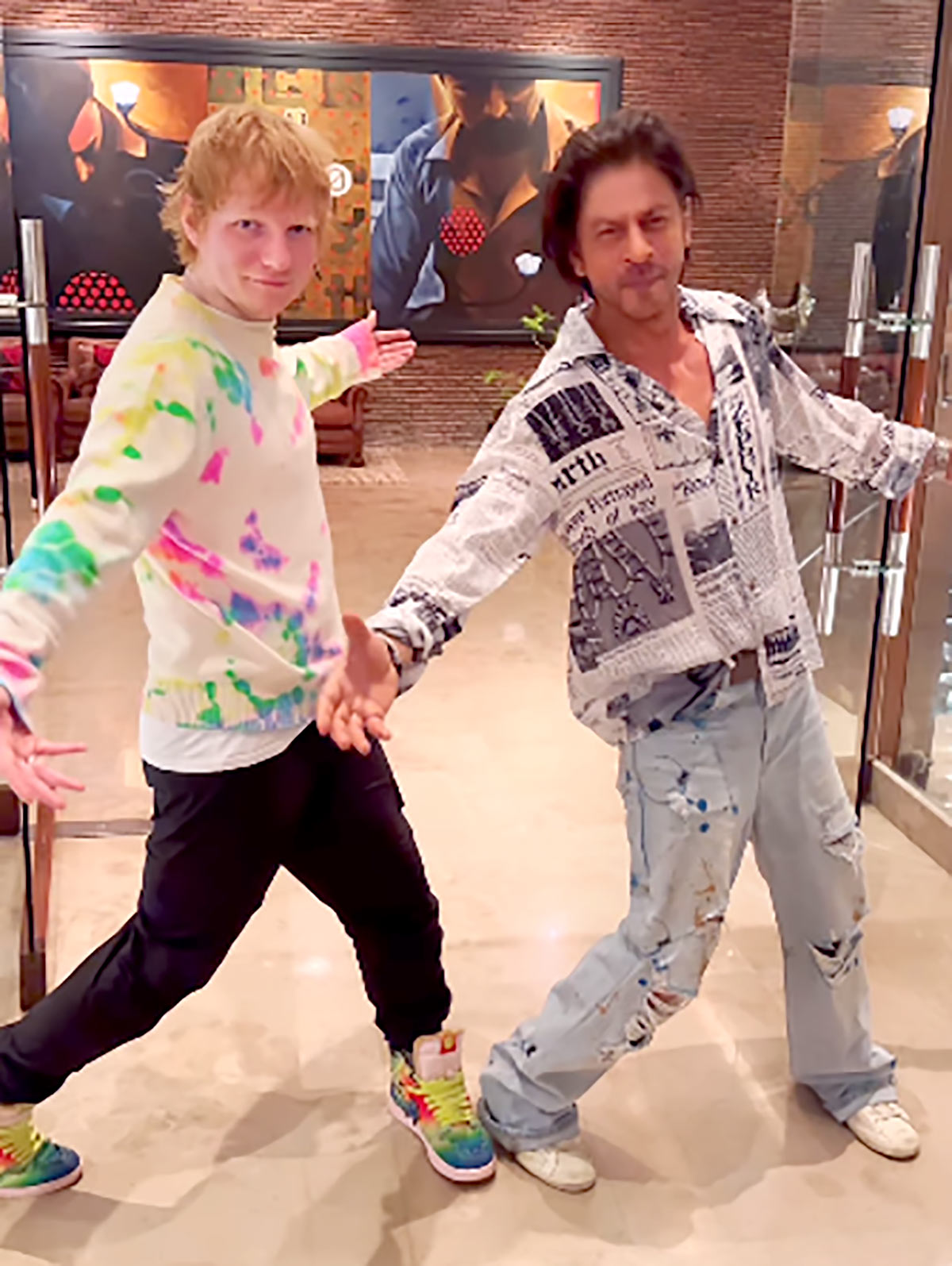 Has Ed Sheeran Got SRK's Pose Right?