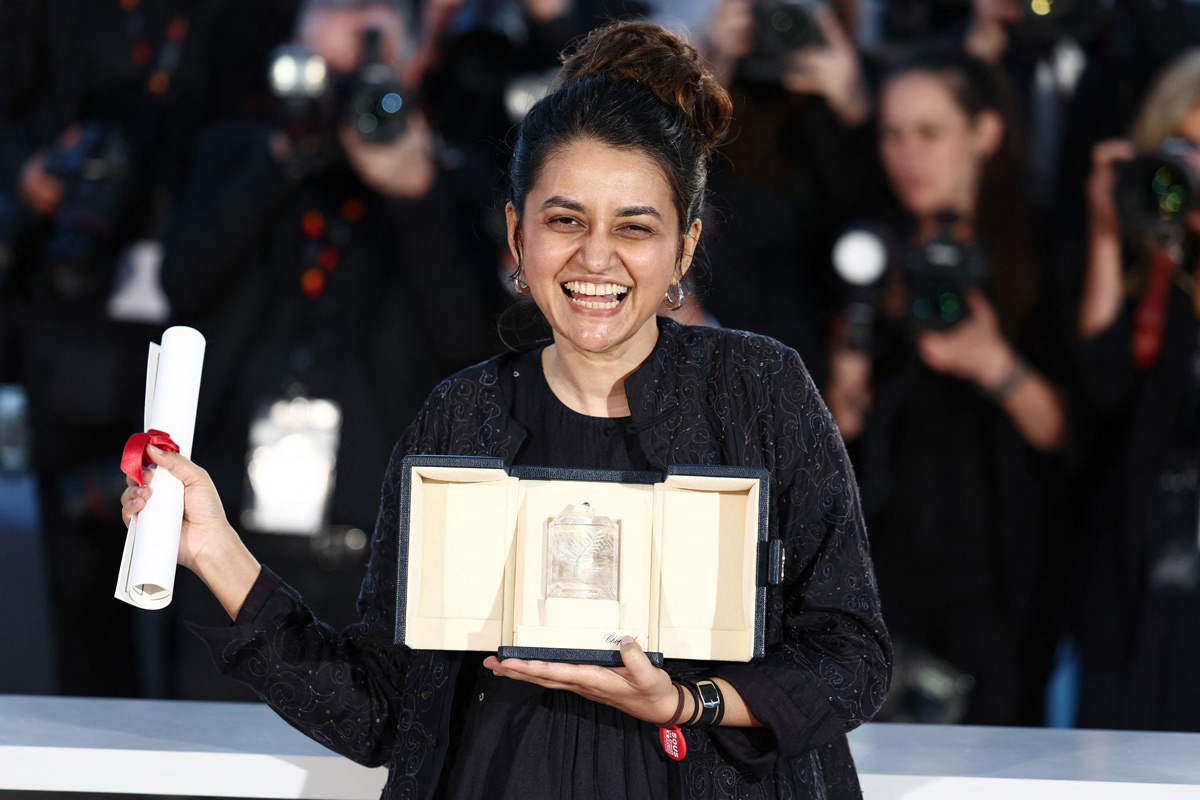 Payal Kapadia with her Grand Prix award, May 25, 2024/Sarah Meyssonnier/Reuters