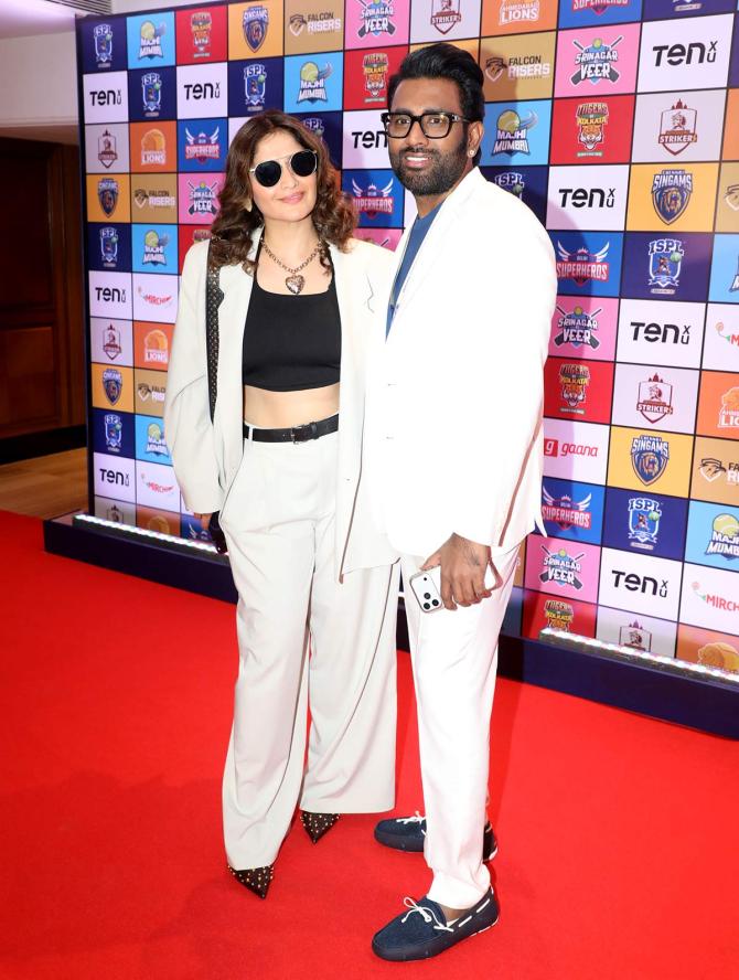 Aarti Singh and Dipak Chauhan Aarti Singh and Dipak Chauhan