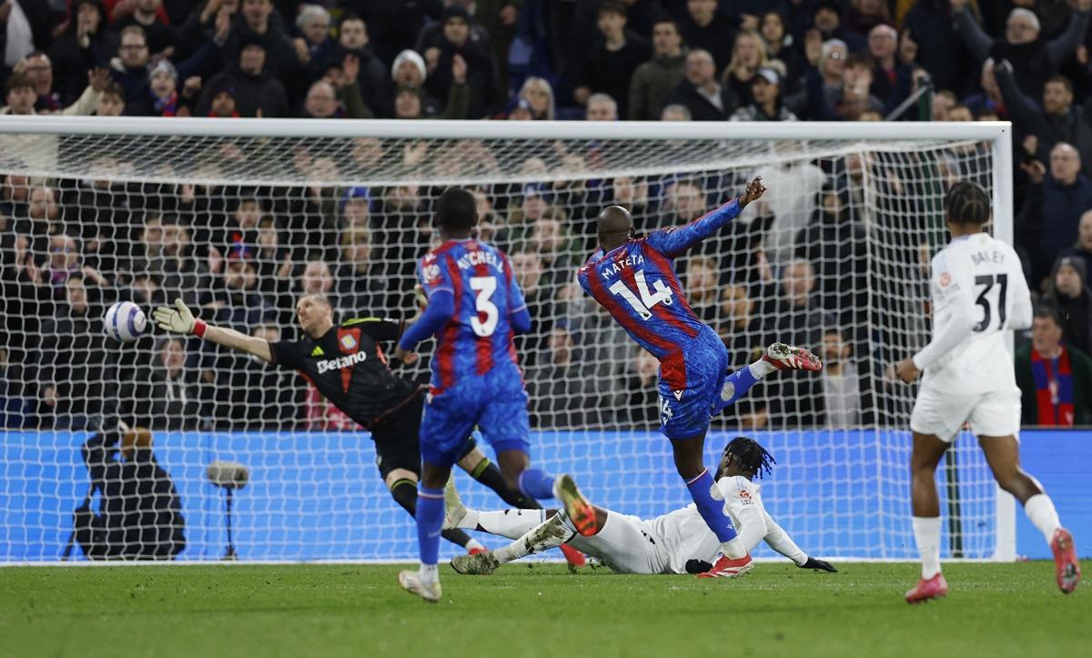 Jean-Philippe Mateta scores Crystal Palace's second goal.