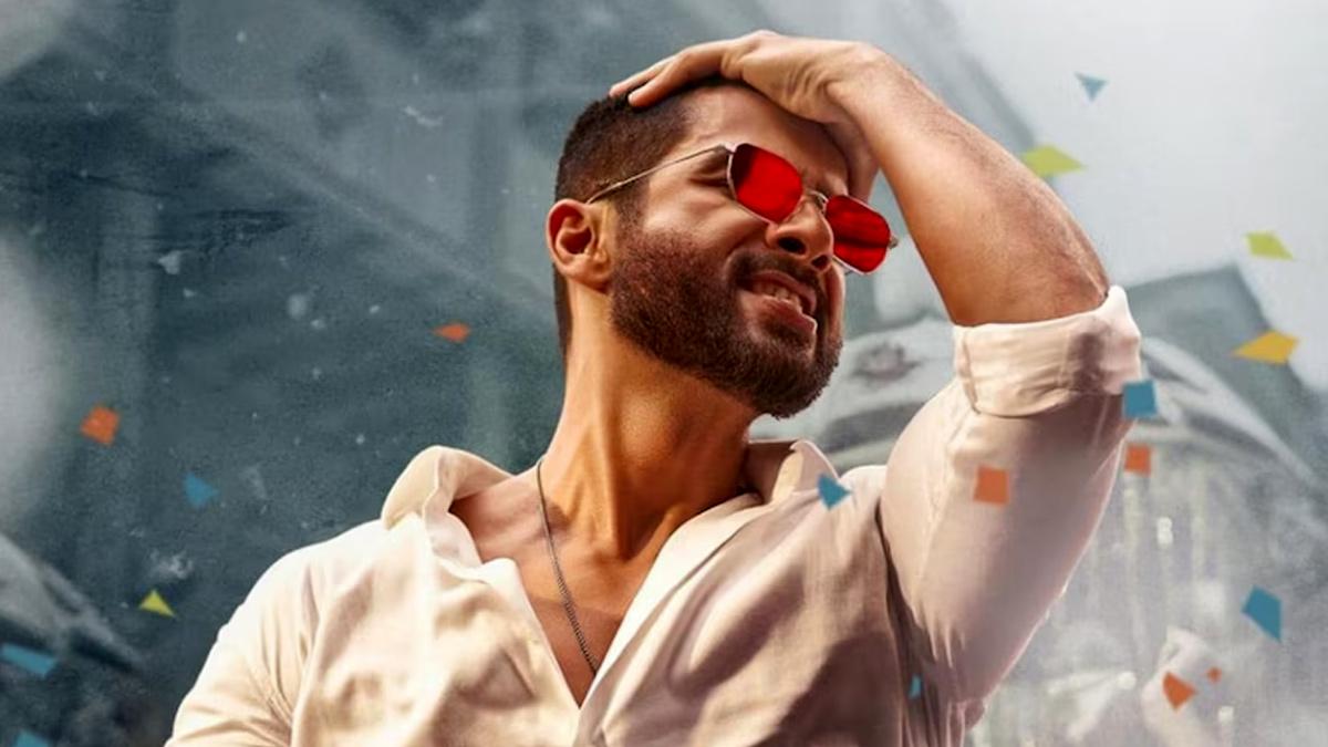 Is Shahid Playing A Gay In Deva?