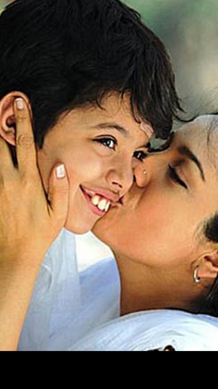 10 Songs You Can Sing To Your Mum
