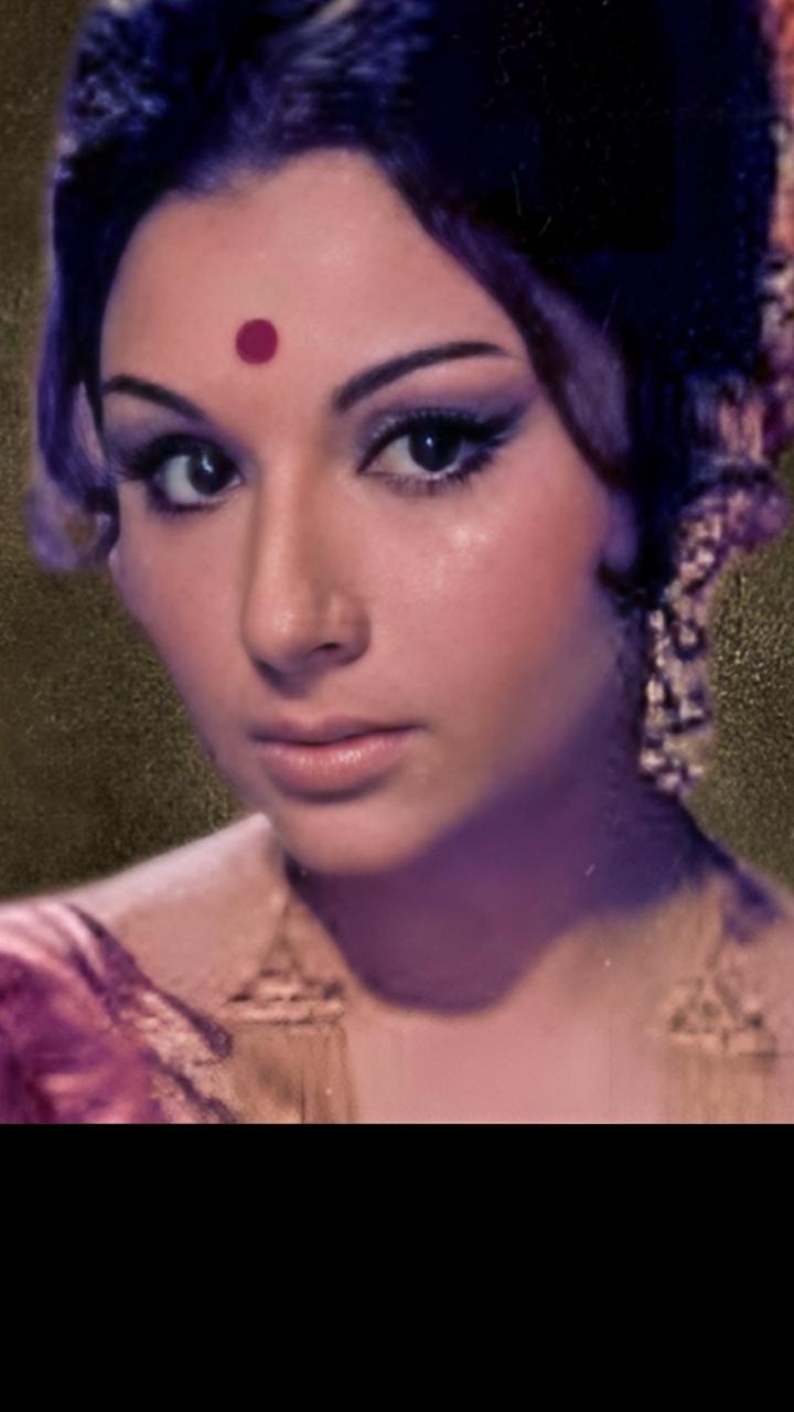7 Memorable Kaifi Azmi Songs
