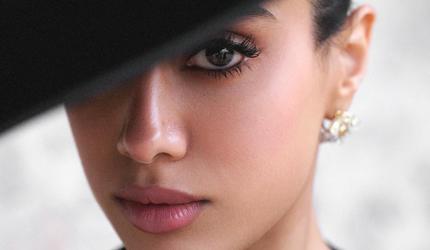 Cannes 2025: Like Janhvi's Black Dress?