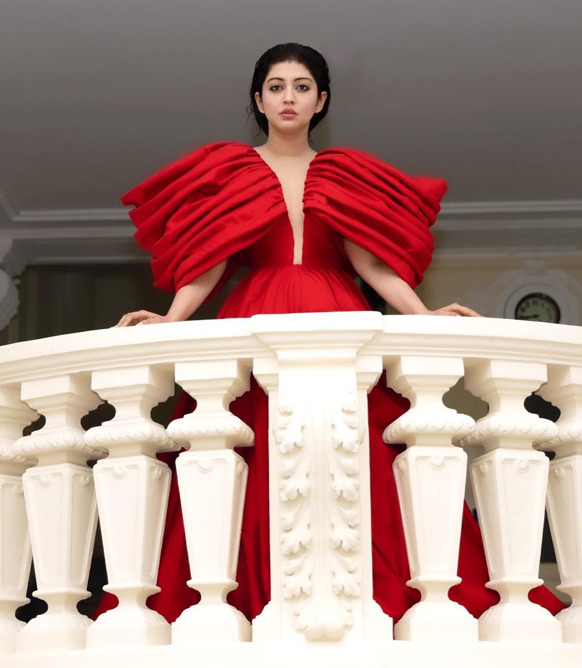 Pranita Paints Cannes Red - Rediff.com movies