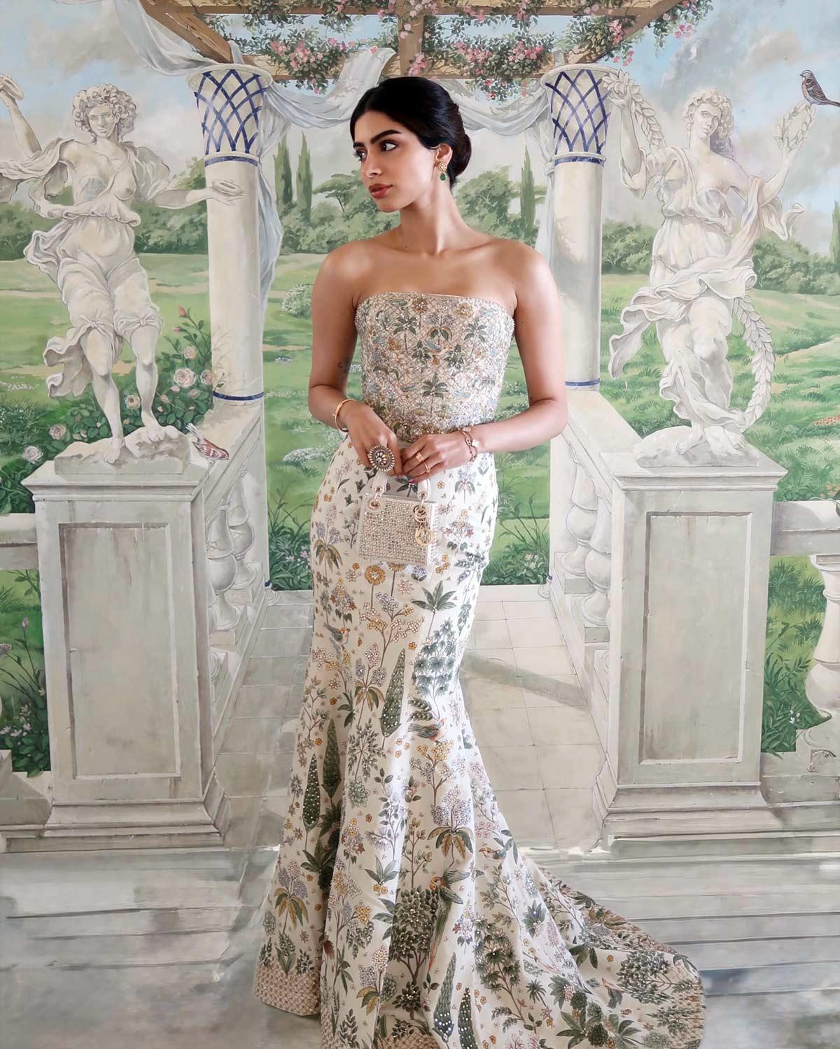 Khushi Nails Fashion At Cannes