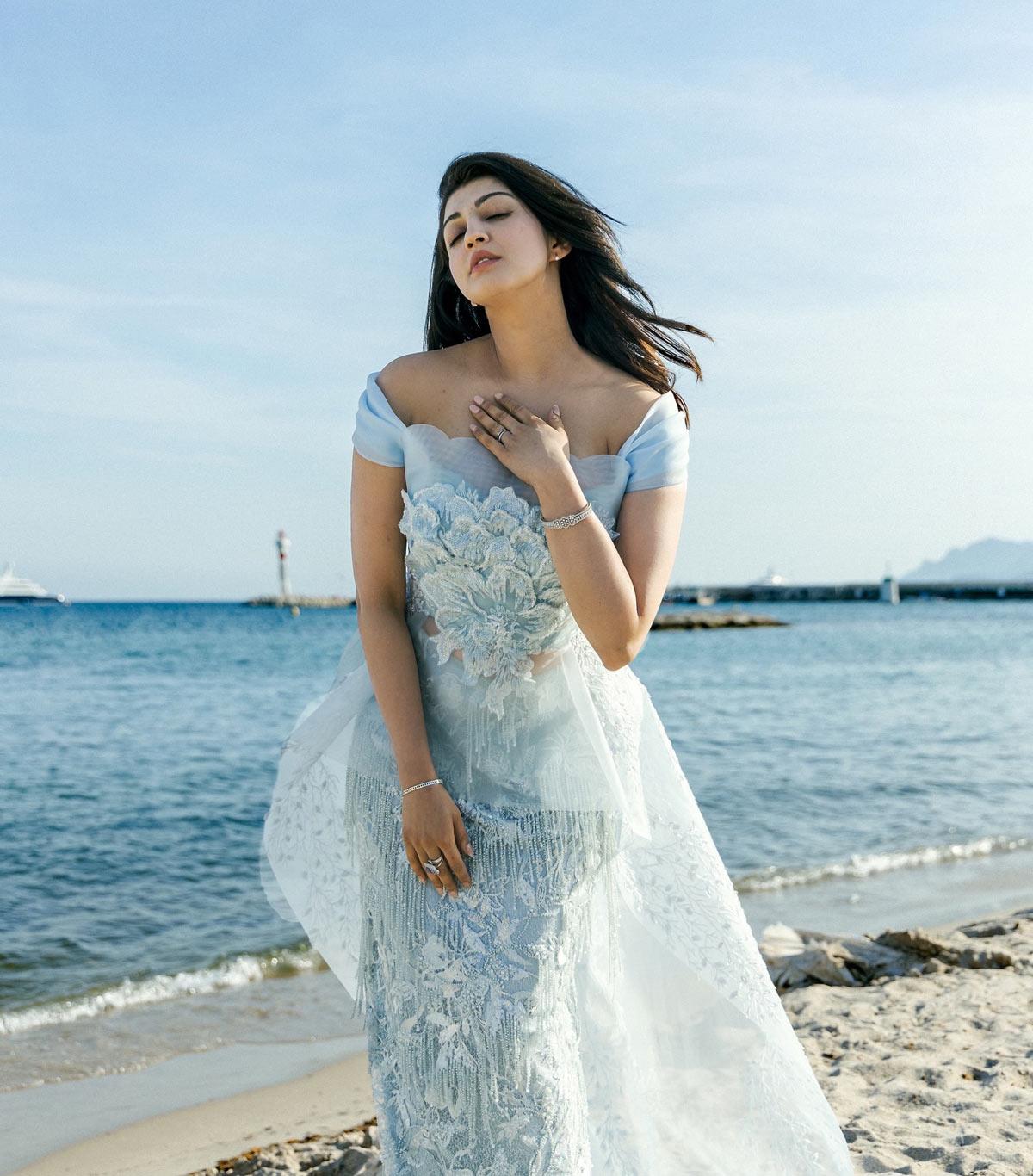 Like Pranita's Final Cannes Look? VOTE!