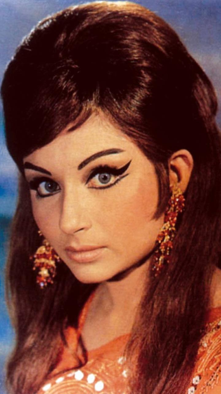 7 Timeless Majrooh Songs