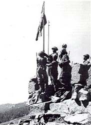Indian soldiers raise the Tricolour at Haji Pir, August 28, 1965