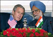 US President George Bush and Prime Minister Manmohan Singh at the joint press conference in New Delhi on Thursday morning