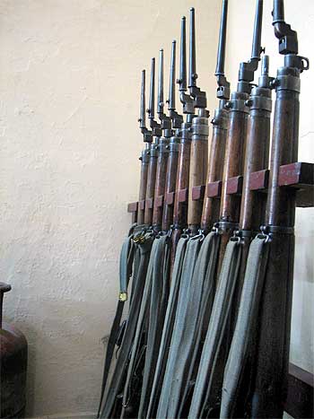 A police stattion in Bangalore armed with World War era weapons
