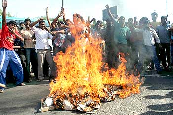 Students of Nizam college burning the effigy of the Chief Minister K Rosaiah