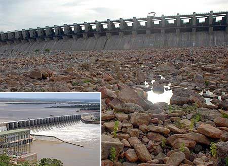 A drying up Almatti dam reveals the grim picture