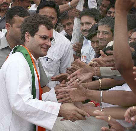 Could Rahul lose Amethi if SP went back on its word?