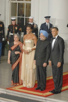 Obama with wife Michelle, Dr Singh and his wife Gursharan Kaur