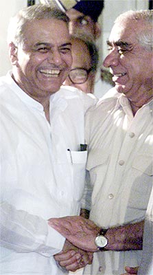 Jaswant Singh with BJP leader Yashwant Sinha