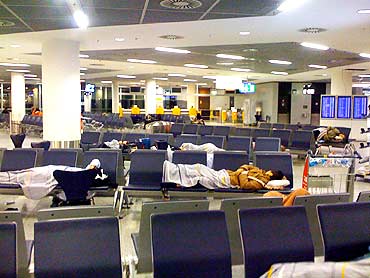 Passengers stranded at Frankfurt airport