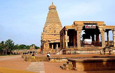 Another view of the Brihadeeswara Temple in Thanjavur