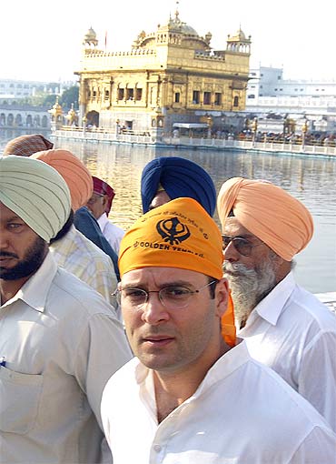 Rahul Gandhi at the Golden temple in Amritsar