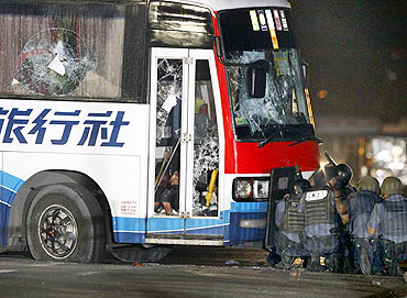 Bloody end to Manila bus hijack