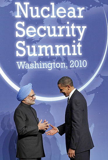 Dr Singh with US President Barack Obama at the Nuclear Security Summit in Washington, April 12, 2010