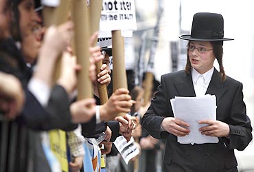 Orthodox Jewish demonstrators in NYC