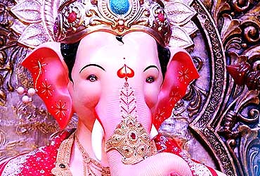 No more sweating it out for Lalbaugcha Raja - Rediff.com News
