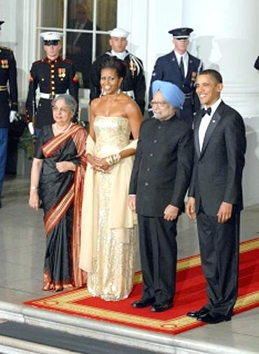 Dr Singh and his wife Gursharan Kaur with US President Barack Obama and First Lady Michelle