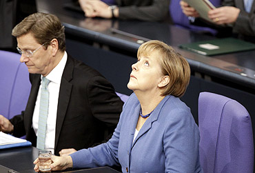 The secret documents crticise German chancellor Angela Merkel and Westerwelle