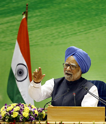 Prime Minister Manmohan Singh speaks during a news conference in New Delhi