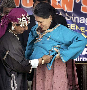 Sonia Gandhi attends a women's meet in Srinagar