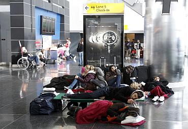 Passengers stranded at JFK International Airport