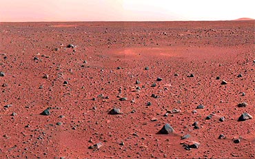 An image taken by the Mars Exploration Rover Spirit's panoramic camera