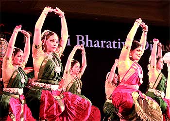 A Bharat Natyam dance performance during the cultural festival in Pravasi Bharatiya Divas