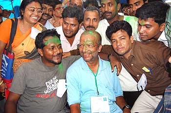 Kabir Suman with his supporters