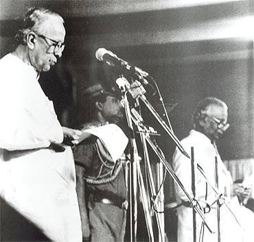 Basu being sworn in as Bengal CM for the fifth time in May 2000 by Governor K V Raghunath Reddy