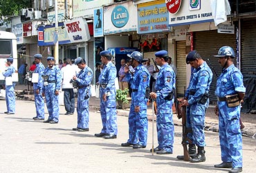 Paramilitary troops were deployed in Mumbai