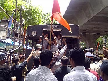 Opposition parties protest in Mumbai