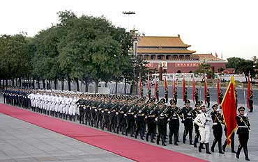 A Chinese honour guard for Pakistan President Asif Ali Zardari in Beijing