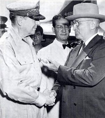 MacArthur with President Truman