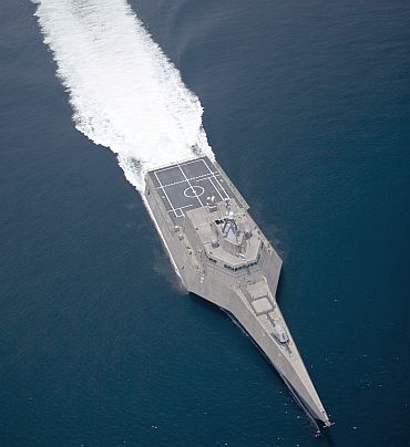 Littoral Combat Ship USS Independence sails in the Gulf of Mexico