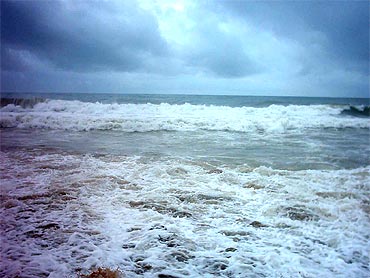 The rough sea at Visakhapatnam