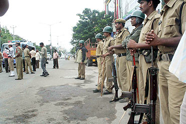 Heavy police deployment to tackle protestors in Hyderabad on Monday