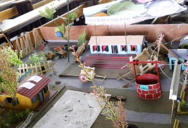 Obama will see this model of an ideal Indian village made by Class 7 students