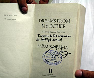 The book Obama autographed at Mani Bhavan