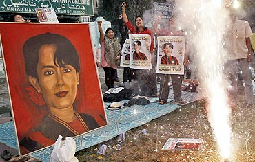 Supporters of Suu Kyi celebrate her release