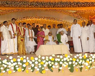 Rajni, Pranab at Alagiri son's wedding