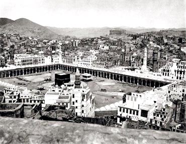 Haj THEN and NOW: 125 years apart