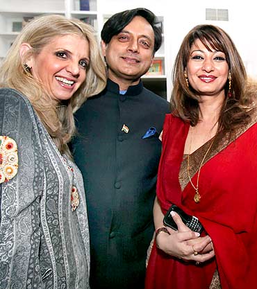 Shashi Tharoor with his wife Sunanda Pushkar (right) in New York
